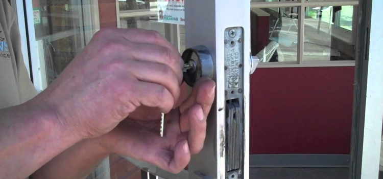 commercial door lock repair Camarillo